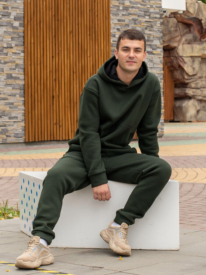 Теплые мужские спортивные костюмы из футера