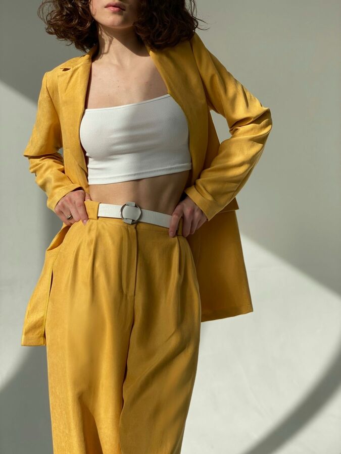 Primrose Yellow С†РІРµС‚