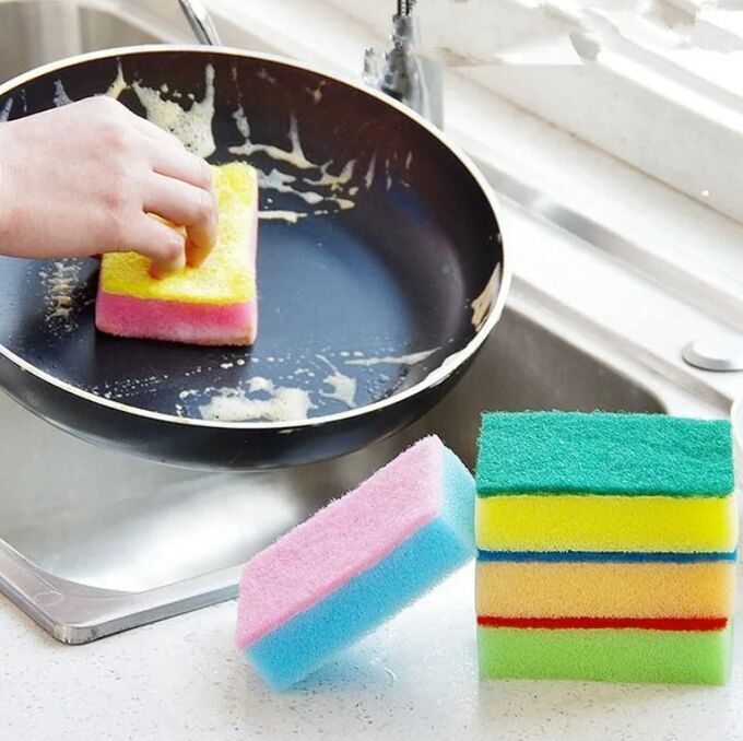 Как накрутить волосы с помощью губки для мытья посуды