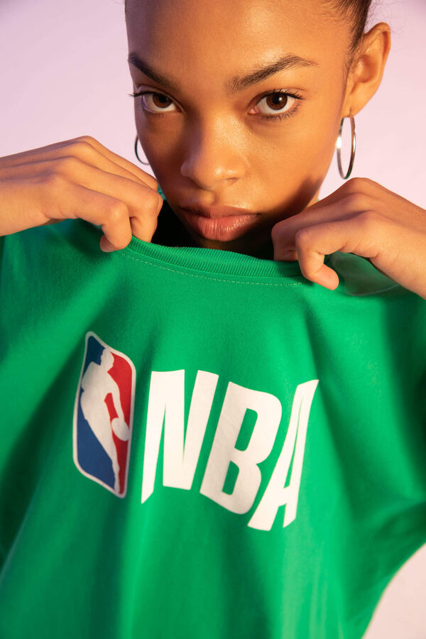 Футболка оверсайз NBA