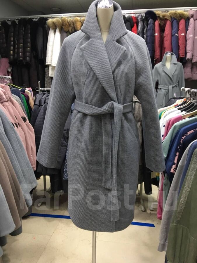 Пальто демисезон размер 44 во Владивостоке