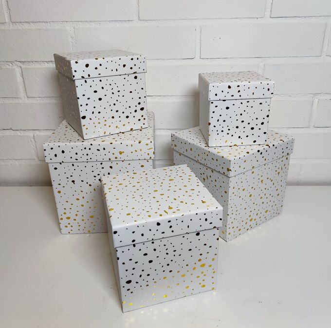 Лаванда декор Коробка белая с золотыми крапинками