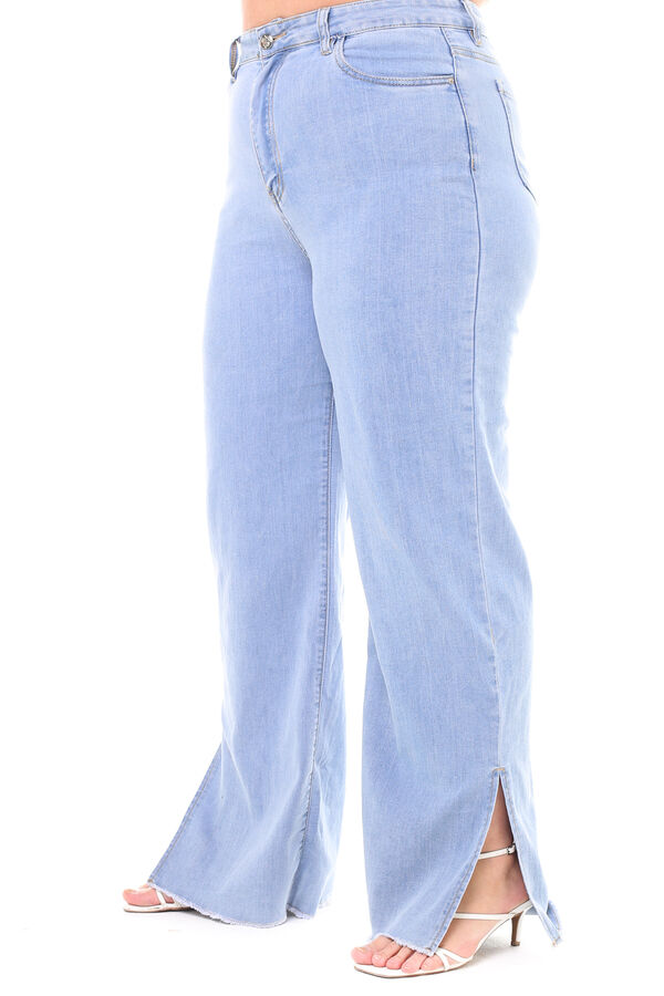 Джинсы Модель брюк: Широкие; Материал: Джинсовая ткань; Фасон: Джинсы; 
Джинсы широкие с разрезом голубые
Размер 52: ОТ - 80-84см, ОБ -  106-108 см, длинна изделия - 115см.