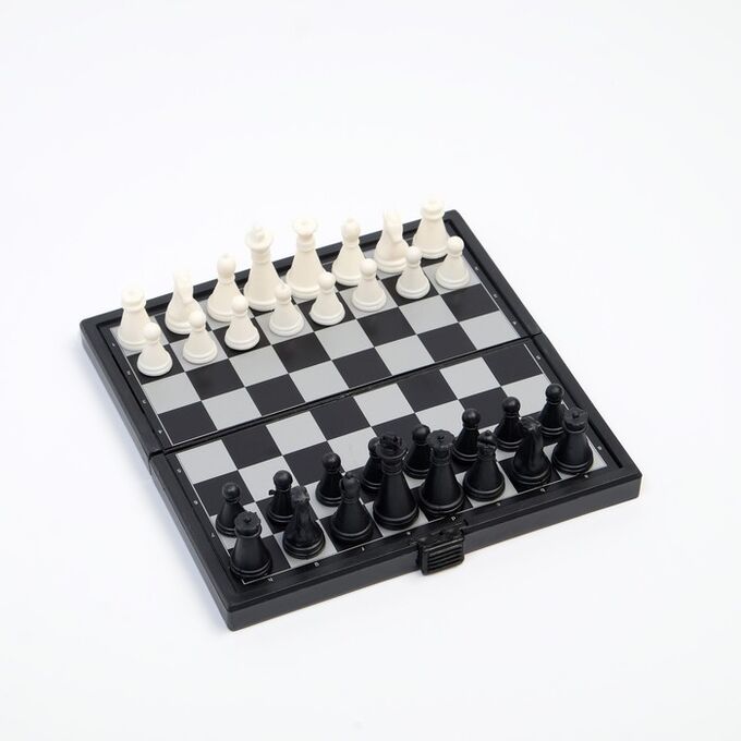СИМА-ЛЕНД Шахматы магнитные, 13 х 13 см, чёрно-белые