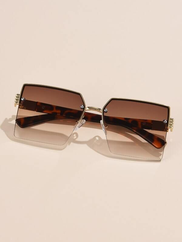 Солнцезащитные очки с черепаховым принтом с линзами омбре
