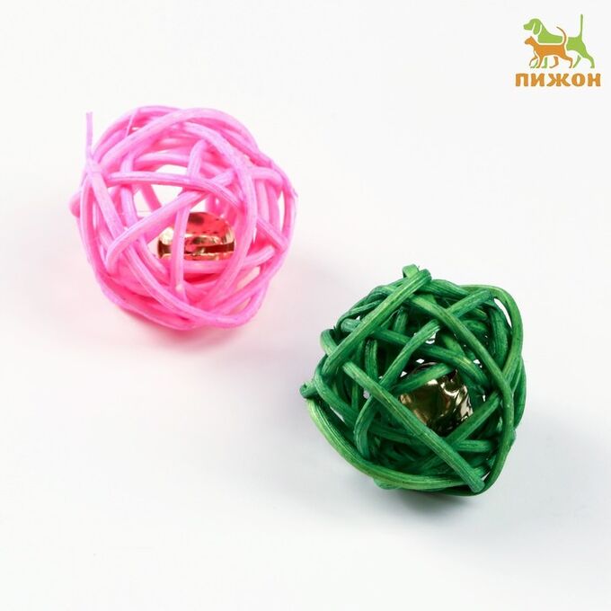 Пижон Набор из 2 плетёных шариков из лозы с бубенчиком, 3 см, розовый/зелёный