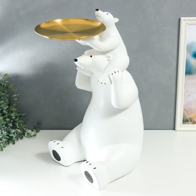 СИМА-ЛЕНД Сувенир полистоун подставка &quot;Белый медвежонок на шее у папы&quot; d=26 см 70х37х33 см