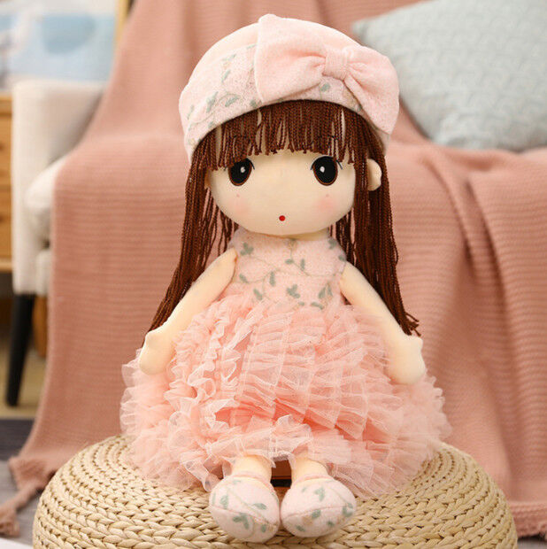Кукла мягконабивная в розовом  платье