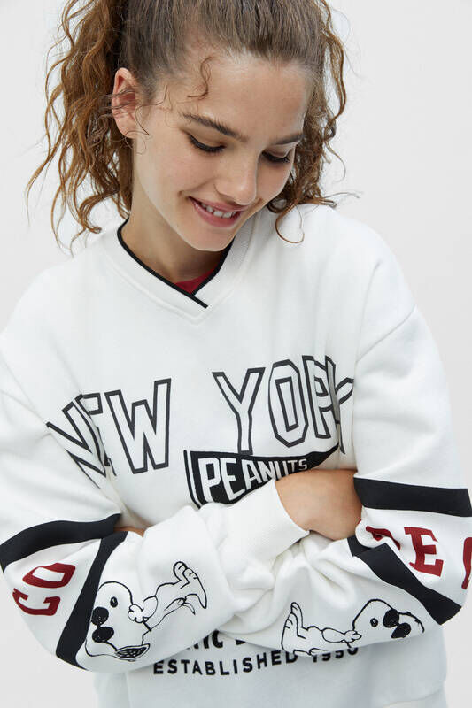 Peanuts Snoopy pullandbear