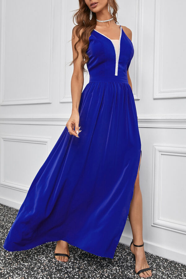 VitoRicci Синее вечернее платье с глубоким с V-образным вырезом и отделкой стразами
