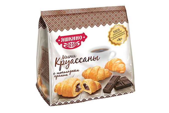 Торт яшкино 500г с клубн джемом и сливочным кремом