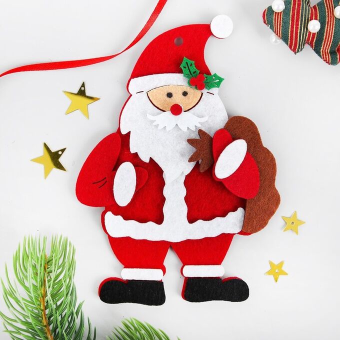 Школа талантов Набор для творчества - создай ёлочное украшение из фетра «Дед мороз с мешком подарков»