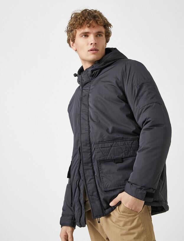 KOTON Пальто с капюшоном и карманом на молнии с воротником-стойкой