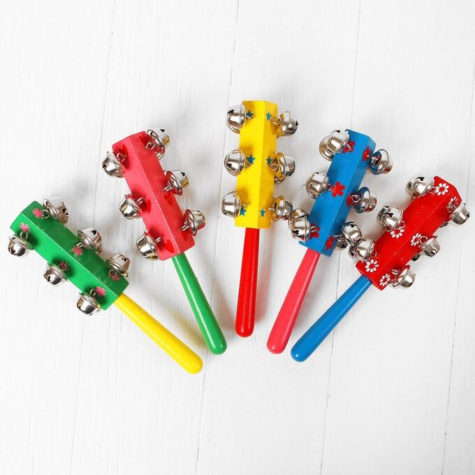Лесная мастерская Погремушка с колокольчиками и ручкой, цвета МИКС