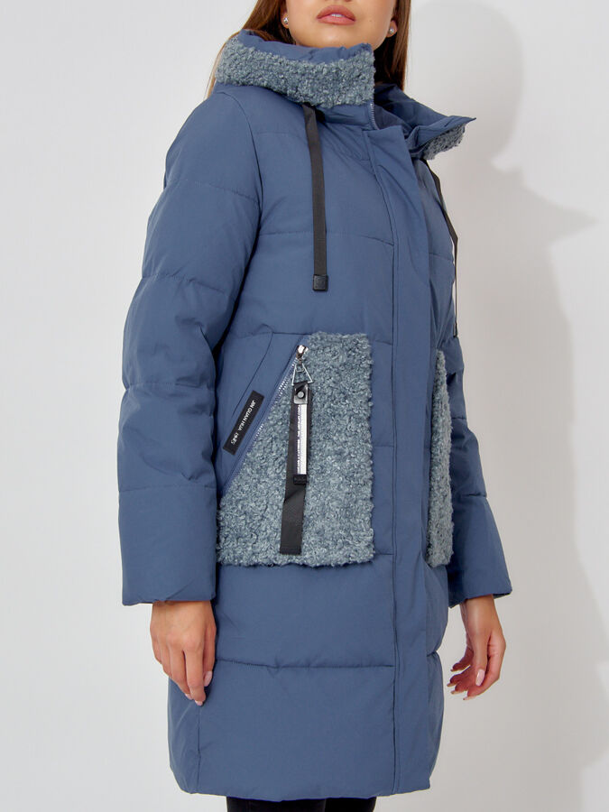 Пальто утепленное с капюшоном зимнее женское  синего цвета 442197S