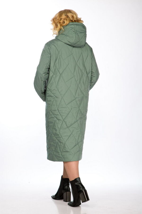 Пальто Рост: 164 Состав ткани: ПЭ-100%; Пальто женское, зимнее (наполнитель плотностью 150 г/м2), прямого силуэта изготовлено из курточной, стеганной ткани на синтепоне. Горловина оформлена капюшоном 
