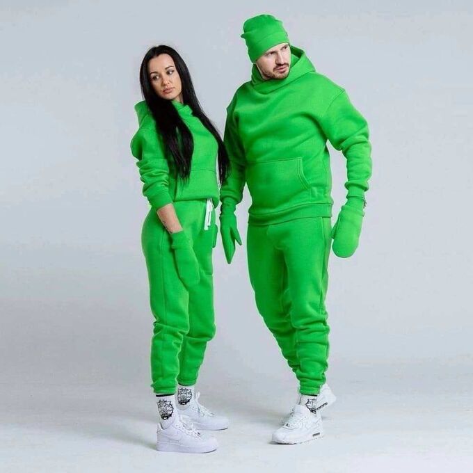 Фиолетовый спортивный костюм мужской