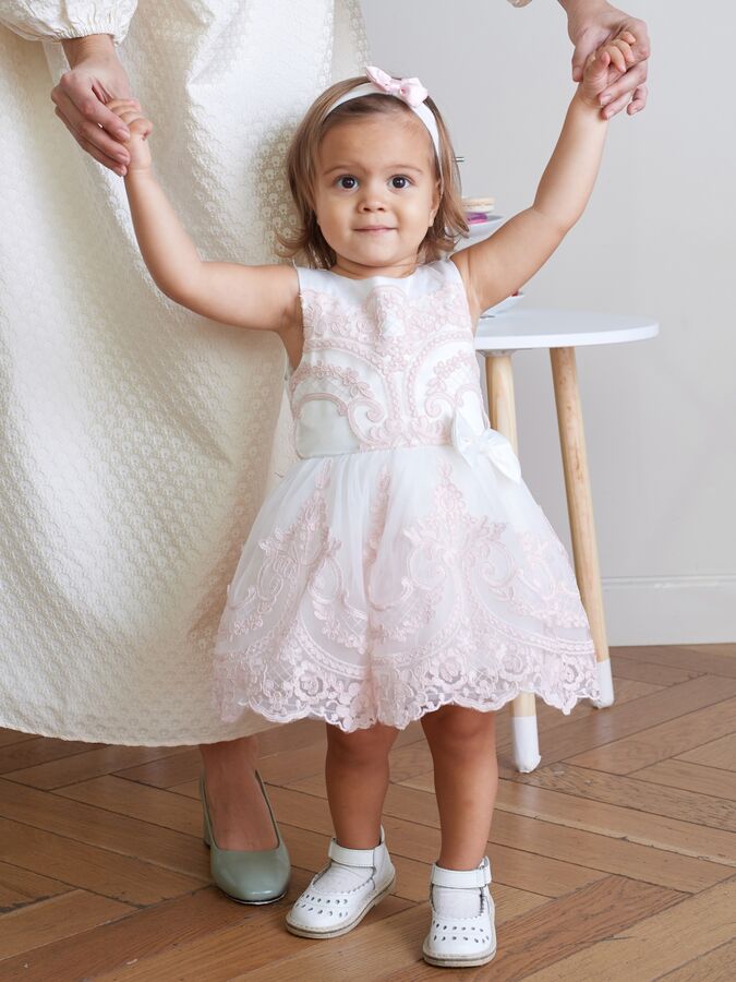 Luxury Baby Нарядное платье &quot;Принцесса&quot; (молочное с розовым кружевом)