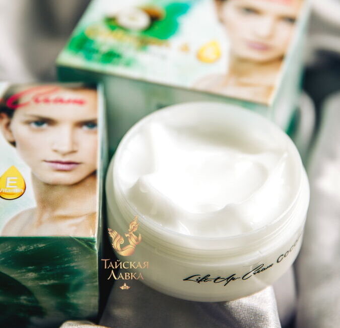 Крем для лица лифтинговый &quot;Кокос, Коллаген и Витамин Е&quot; Banna Banna Life-Up Cream Coconut